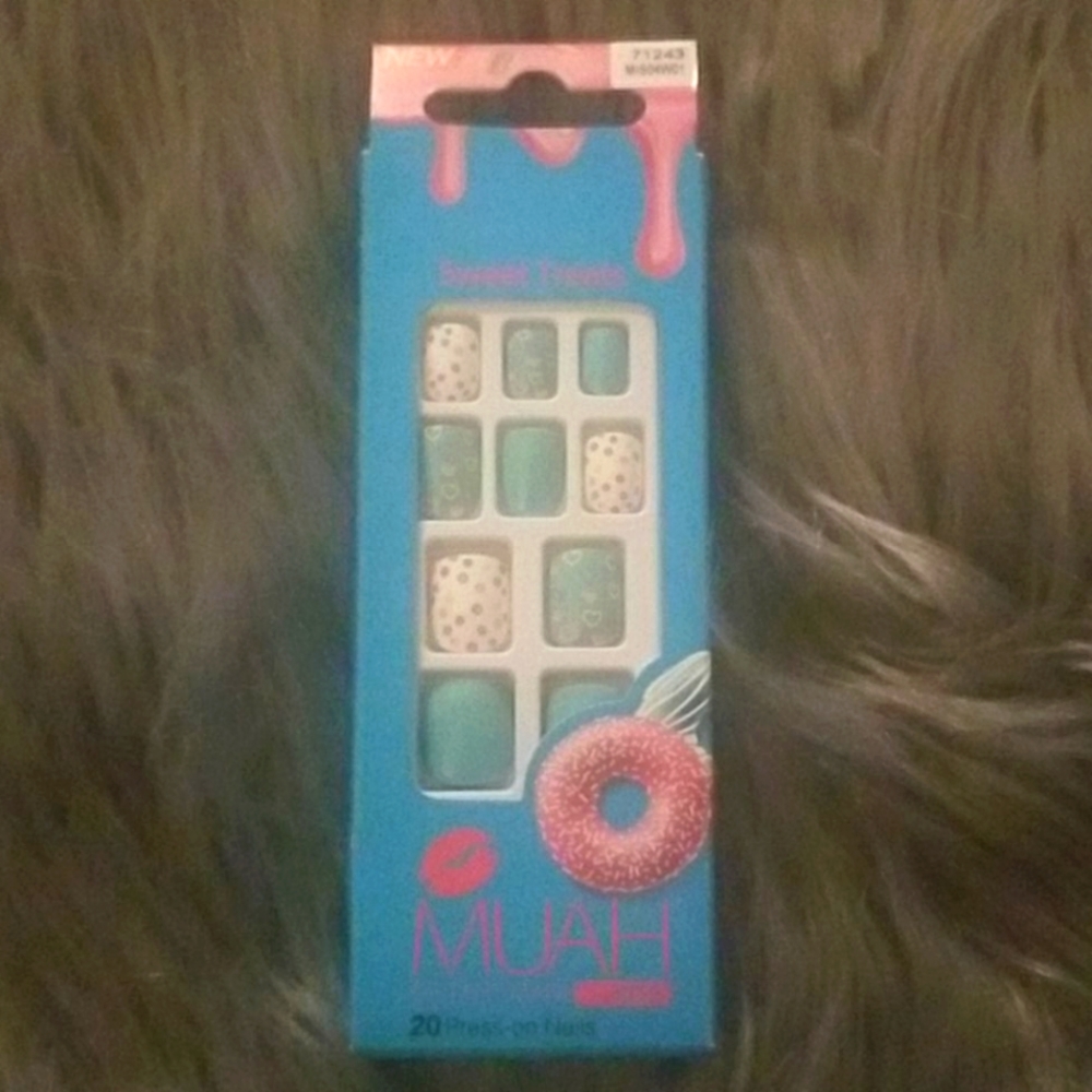 Sweet Treats nails